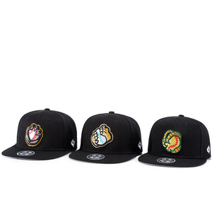 หมวกแก๊ป Snapback ปักโลโก้แบบกำหนดเอง หมวกวินเทจ Snapback ปักโลโก้ 3 มิติ หมวก Snapback แบบสั่งทำพิเศษ - Product Image 1