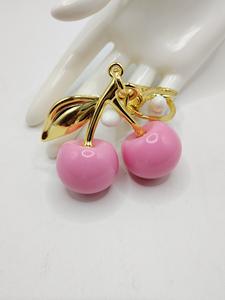 Bijoux fantaisie <span class=keywords><strong>Vintage</strong></span> dessin animé cerise porte-clés avec cristal résine bijoux femmes sac cerise accessoires cerise breloque porte-clés - Product Image 4