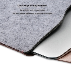 Fundas Protectoras para Portátiles de 12, 13.3 y 15.4 Pulgadas, Estilo Anime, de Fieltro y Cuero PU, Anticolisión, con Alfombrillas Antideslizantes para Ratón - Product Image 4