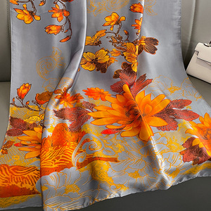 Großhandel Neuer Schal für Frauen Seide Individuell bedruckte Seiden kopf Chiffon Schals Beliebte Damenmode Scarvered - Product Image 2