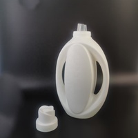Récipient de détergent liquide à lessive vide en plastique HDPE 2L avec bouchon de couronne, emballage de bouteille de détergent liquide