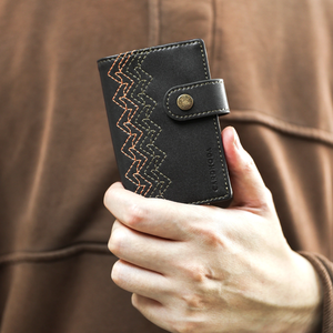Aluminum <b>RFID</b> <b>Blocking</b> Card Holder Genuine Leather Fold Closure Geometric Embossing Minimalist Design Unisex Short <b>Wallet</b> - Product Image 3