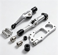 Pièces modifiées pour moto et vélo électrique en acier inoxydable, bronze et aluminium usinées sur mesure par CNC, support de repose-pieds à levier de connexion
