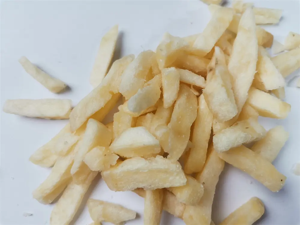 Délicieux en-cas croustillants sains aromatisés frites frites frites frites sous vide