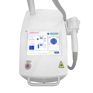 Máquina de belleza con láser de fibra fraccionada de vidrio Er de 1550nm, rejuvenecimiento de la piel, reducción de arrugas, mejora de la textura de la piel para la belleza - Product Image 3