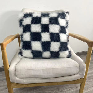 Housse de coussin en fausse fourrure, taie d'oreiller avec fermeture éclair, tissu doux en velours, couleur unie, pour la maison, 24/<span class=keywords><strong>2022</strong></span> - Product Image 4