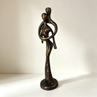 Figurine de couple amoureux moderne en cuivre, sculptures d'amoureux, articles de décoration romantique pour la maison, ornement d'art de table de luxe