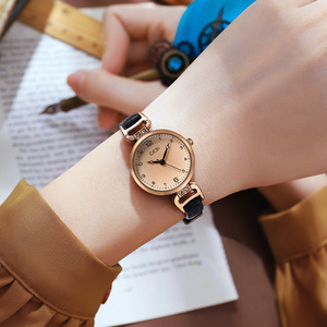 Reloj redondo retro para estudiantes para mujer Cinturón de cuero Reloj de temperamento discreto - Product Image 3