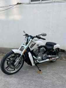 Harley-Davidson Big Twin de la UE, Motocicleta Cruiser de Gasolina de Alto Rendimiento, 1250 cc, Refrigeración por Agua, Torque Brutal, Estilo Vintage Muscle, 180 km/h - Product Image 5