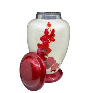 Urna Decorativa Real de Cerámica Blanca con Diseño Floral Rojo y Tapa, Florero Decorativo de Mesa Moderno y Lujoso - Product Image 1