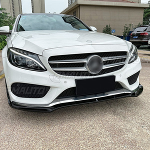 ชุดแต่งกันชนหน้า สำหรับรถยนต์ Mercedes Benz C-Class W205 C180 C200 C260 AMG ปี 2015-2018  พร้อมลิ้นกันชนหน้าและแผ่นปิดกันกระแทก อุปกรณ์ตกแต่งรถยนต์ - Product Image 5