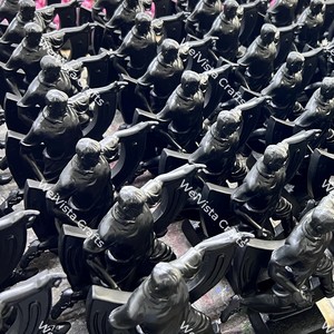 جائزة كرة القدم التذكارية من الراتنج من وي فيستا، جائزة مخصصة للأبطال، تصنيع بالجملة - Product Image 6