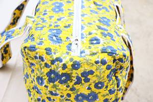 Bolsa de lona acolchada de algodón hecha a mano, elegante estampado en bloques, construcción ligera y duradera, interior espacioso, perfecta para viajar - Product Image 6