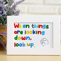 9 styles Holographique Laser feuille Glitter lettres Coloré Alphabet Numéros Autocollant pour Boîte Aux Lettres D'affaires Accueil