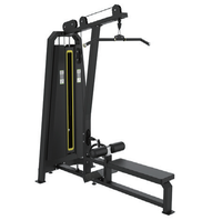 Machine Smith à charge de plaques pour entraînement complet du corps et musculation, robuste, avec accessoires et dispositifs de sécurité, en acier.
