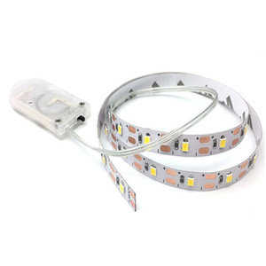 2032 boîtier de batterie avec patch artisanal basse tension Flex Toy lumière <span class=keywords><strong>LED</strong></span> lumière cachée auto-adhésive 2835 <span class=keywords><strong>bande</strong></span> lumineuse - Product Image 6