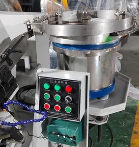 เครื่องรีดเกลียวสแตนเลสอัตโนมัติ Heling Machinery สำหรับสายการผลิตสกรูยิปซัม ความเร็ว 40-50 ครั้ง/นาที กำลังการผลิต 380V มอเตอร์เกียร์บ็อกซ์ - Product Image 5