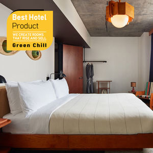 Diseño de Hotel de Lujo de Alta Gama, Muebles de Madera Sólida Personalizados para Habitaciones y Salas de Estar de Resorts de Montaña de 5 Estrellas - Product Image 1