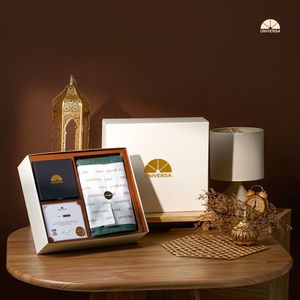 Set de Regalo de Adoración Modesto para Hombre con Tapete de Oración, Sarong de Lino, Tasbih de Acero con 99 Cuentas, Listo para Eid, Caja Premium en Verde - Product Image 6