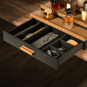 Mueble de madera maciza para perfumes, estantería escalonada para cosméticos con cajones y estantes ocultos, tipo rectangular de pie, 3 niveles - Product Image 2