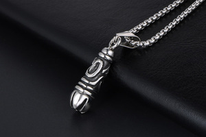 Collana amuleto in acciaio al titanio pestello fiore magico con ciondolo a forma di manganello da donna gioielli in acciaio inossidabile - Product Image 3