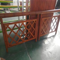 Clôture tubulaire ronde en aluminium et bambou de style moderne Panneau de mur-rideau extérieur durable fabriqué par un exportateur asiatique