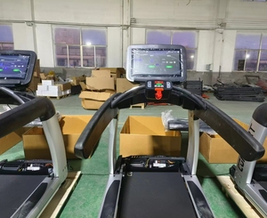 Caminadora Eléctrica Comercial MND de 3HP para Gimnasio, Consola LED, Plataforma de Correr Resistente, Directo de Fábrica - Product Image 5