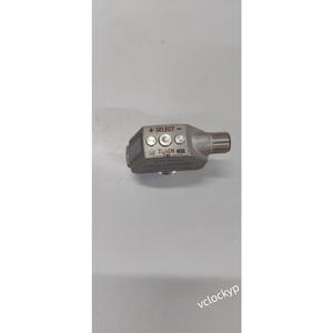 BANNER ENGINEERING Q4XTKLAF300-Q8 95301 10-30VDC Utilisé - Product Image 1