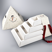 Boîte en carton pyramidal personnalisée Sunshine Brand avec revêtement UV, réutilisable pour traiteur, gâteaux, desserts, plateaux de présentation, nouveau design personnalisé