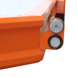 Remolque de Plataforma de Doble Eje de Alta Resistencia con Rampas de Carga para Transporte de Automóviles - Product Image 3