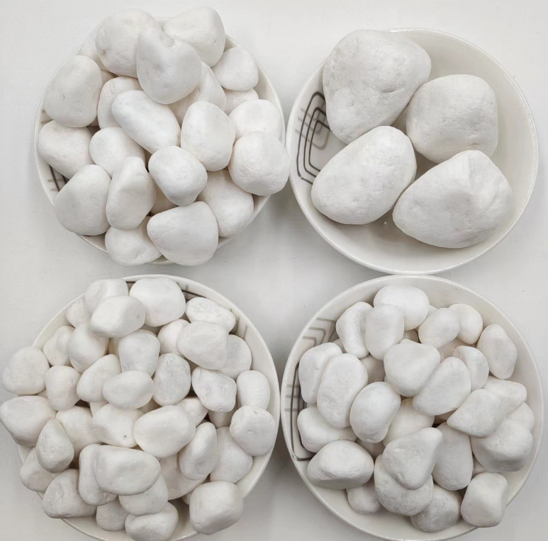 The best garden decoration for rolling white pebbles exported from Nanjing offers discounted prices for pebbles