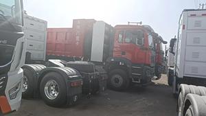 Truk Dump Shacman M3000S 380HP 8x4 Heavy Duty dengan Tangki Bahan Bakar 300L dan Ban Tahan Lama - Product Image 4