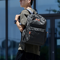 Sac à dos de voyage pour homme en PU durable avec doublure en polyester pour ordinateurs portables de 14 pouces, idéal pour les voyages de loisirs
