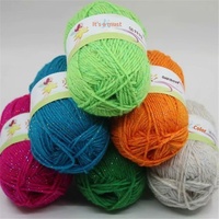 Fil fantaisie or irisé 100% acrylique tricolore pour chaussons au crochet, coussins et couvertures – Vente en gros