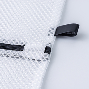 Sac à linge à mailles fines sans agent fluorescent, fermeture éclair intégrée, évite la perte et l'abrasion des vêtements - Product Image 2