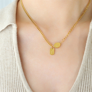 Collar de amuleto ovalado en blanco a prueba de agua, colgante de buena suerte chapado en oro - Product Image 5