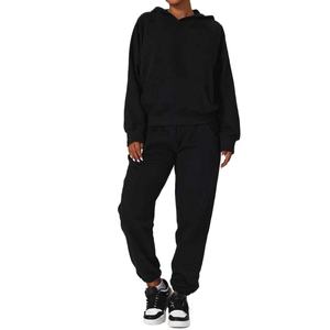 Ensemble de sweat-shirt pour femmes avec pantalon de jogging - Sweat-shirt et pantalon de survêtement de poids moyen, ensemble personnalisé, coupe ample pour femmes - Product Image 4