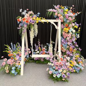 Sfera di Fiori Artificiali in Seta Arancione e Rossa, Ghirlanda Floreale Sospesa per Matrimoni ed Eventi, Composizioni Floreali, Centrotavola - Product Image 1