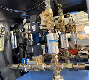 Kunststoff-Flaschen-Blasmaschine für Kleinunternehmen - Product Image 3