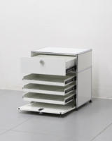 Meuble TV en métal de style européen populaire, meuble de rangement pratique, parfait pour petit salon, villa, ou zone de détente.