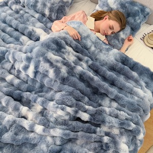 Plaid en polaire imprimé fausse fourrure tie-dye, double face, extra épais, style luxe léger, en peluche bulle - Product Image 4