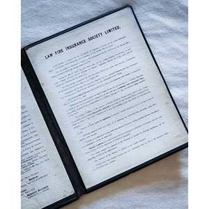 Porte-documents Daniele F. Premium en papier-maché incrusté de nacre véritable, élégant et durable - Product Image 3