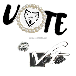 Pin de Votación <span class=keywords><strong>Swing</strong></span> Phi en Blanco y Negro Esmaltado - Product Image 1