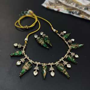 Venta caliente joyería tradicional mayorista indio Kundan tachonado diseño ovalado collar conjunto Stud pendientes para mujeres y niñas - Product Image 6