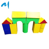 Briques de jeu en mousse souple pour enfants, combinaison de pièces, jouets glissants et d'escalade d'intérieur pour tout-petits