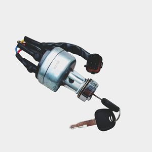 กุญแจสตาร์ทรถขุด Sany รุ่น A241200001217 สำหรับรุ่น 55 65 75 อะไหล่ทดแทน - Product Image 1