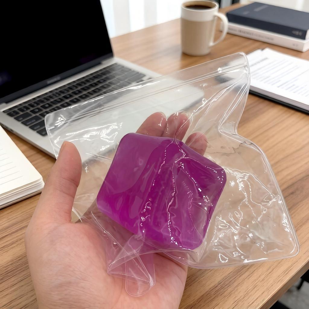Cube violet