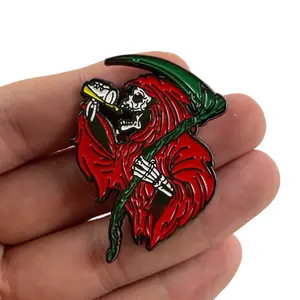 Promosi kustom pin enamel keras dengan kartu dukungan kertas pin kerah sesuai hadiah