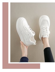 Chaussures de course <span class=keywords><strong>blanches</strong></span> haute définition pour femmes confortables en cuir plat décontracté <span class=keywords><strong>Tennis</strong></span> Van vente en gros de chaussures de petite taille à la mode - Product Image 3