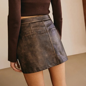 Ropa Elegante para Mujer, Nuevo Diseño, Falda Corta de Verano, Transpirable, con Botones y Bolsillos, Falda de Piel Sintética - Product Image 2